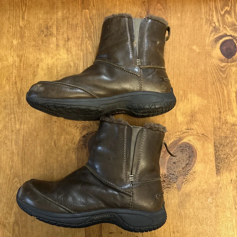 Merrell Encore Trek Boots Men's Size 9 Dark Brown FLAW